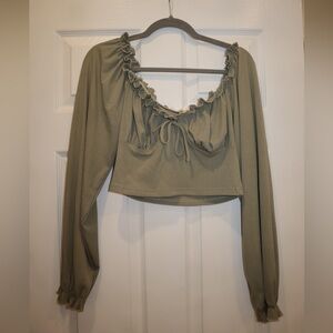 Mable Size L Cropped Olive Green Top